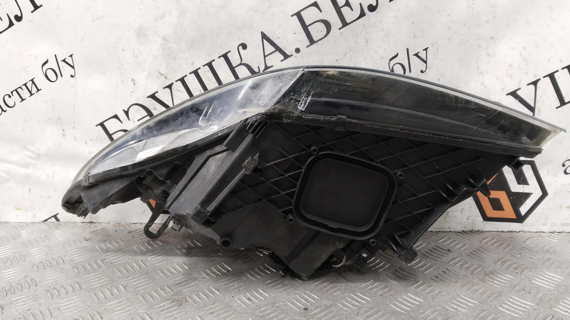 Фара передняя правая Renault Megane 2 купить в России
